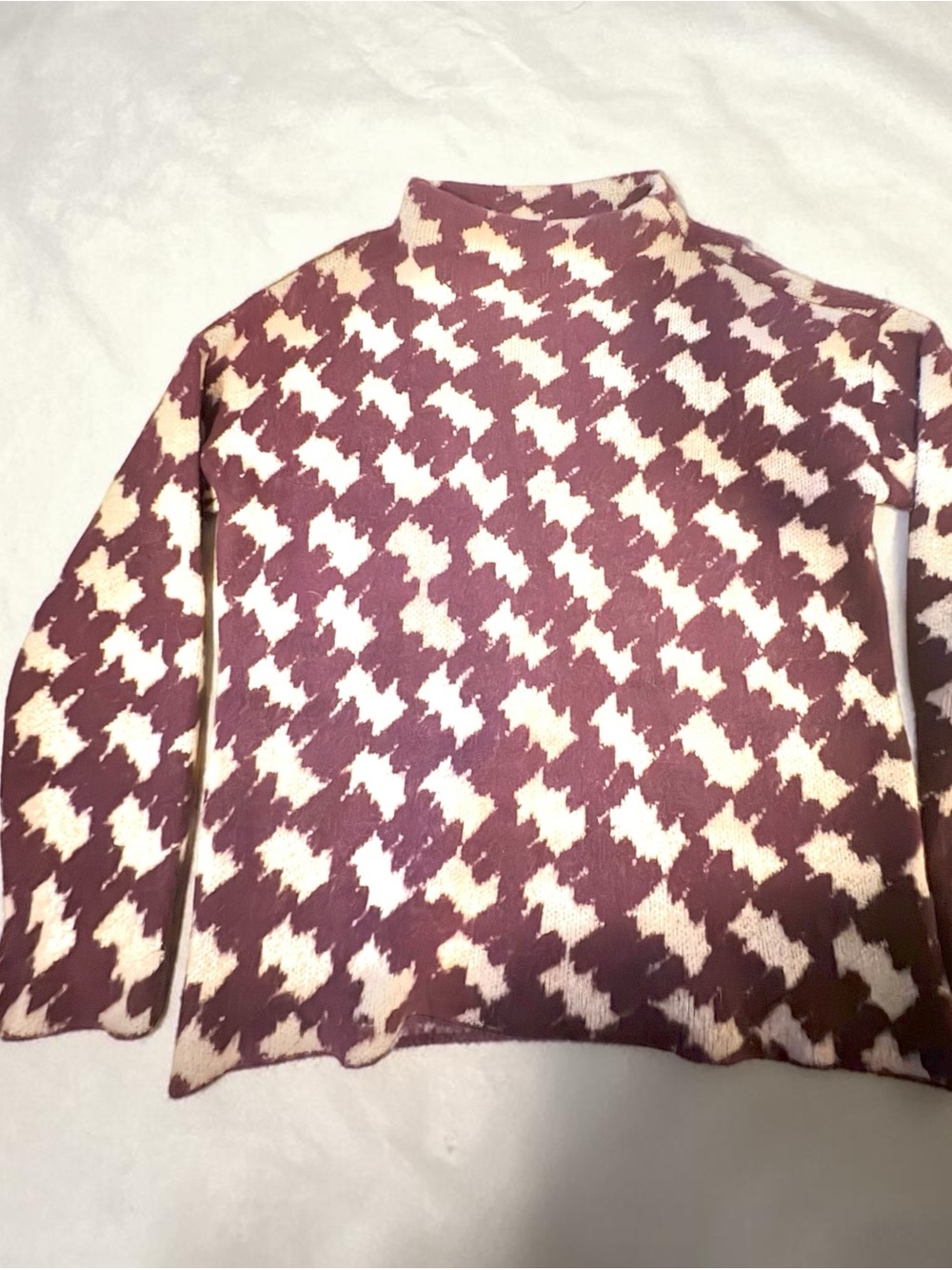 Ann Taylor Houndstooth Mock Neck Sweater - Cream & Plum